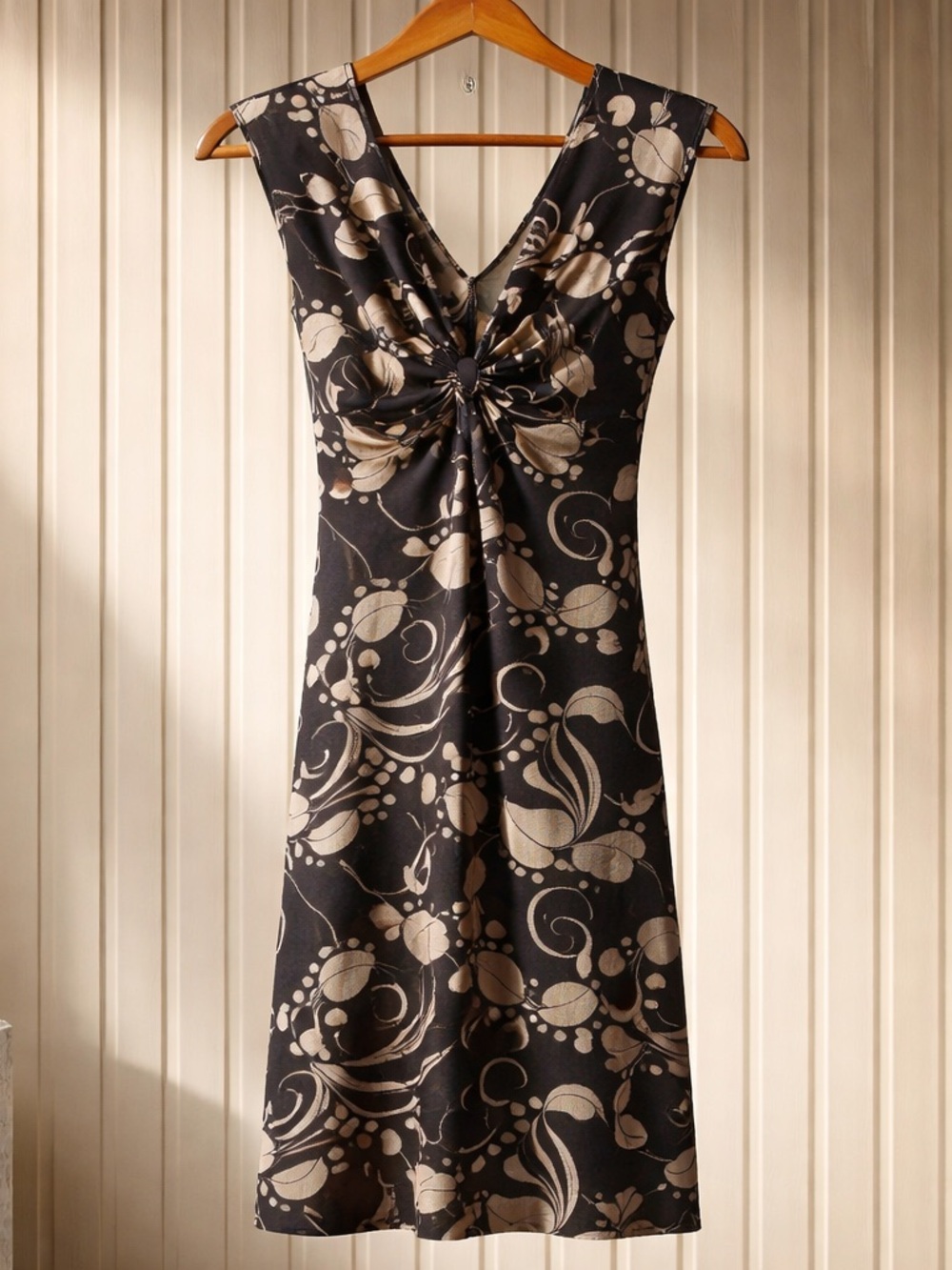 London Times Black and Beige Floral-Print Dress